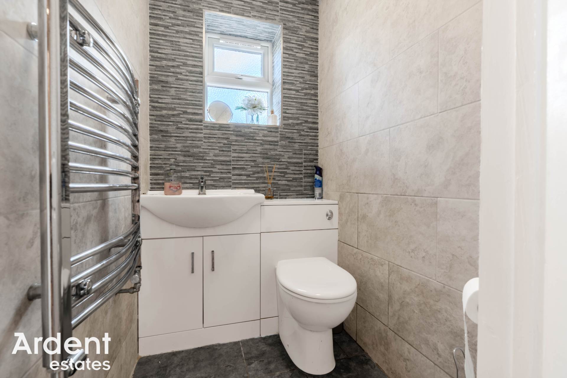 Additional Property Image 5 bedroom Detached for sale in Maldon 21