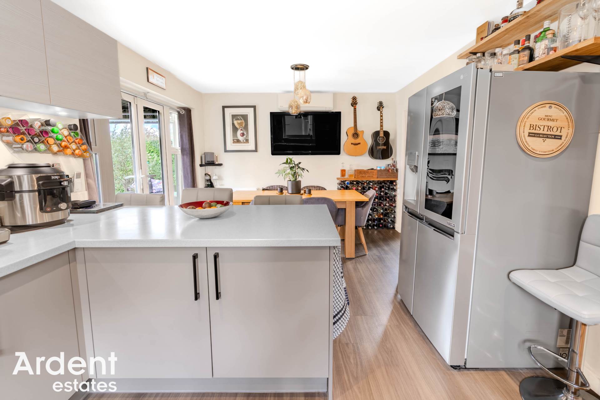 Additional Property Image 4 bedroom Detached for sale in Maldon 10