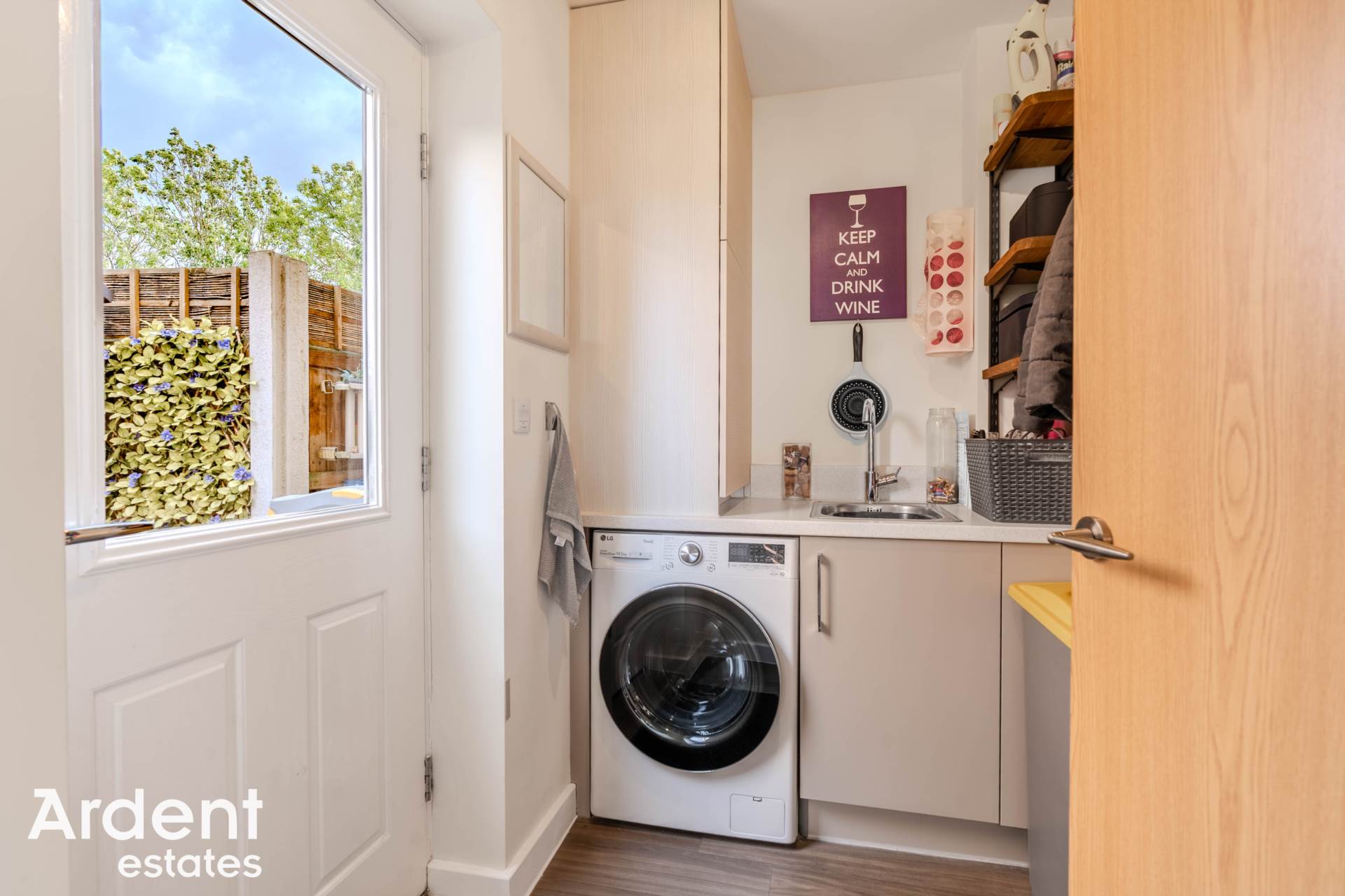 Additional Property Image 4 bedroom Detached for sale in Maldon 11