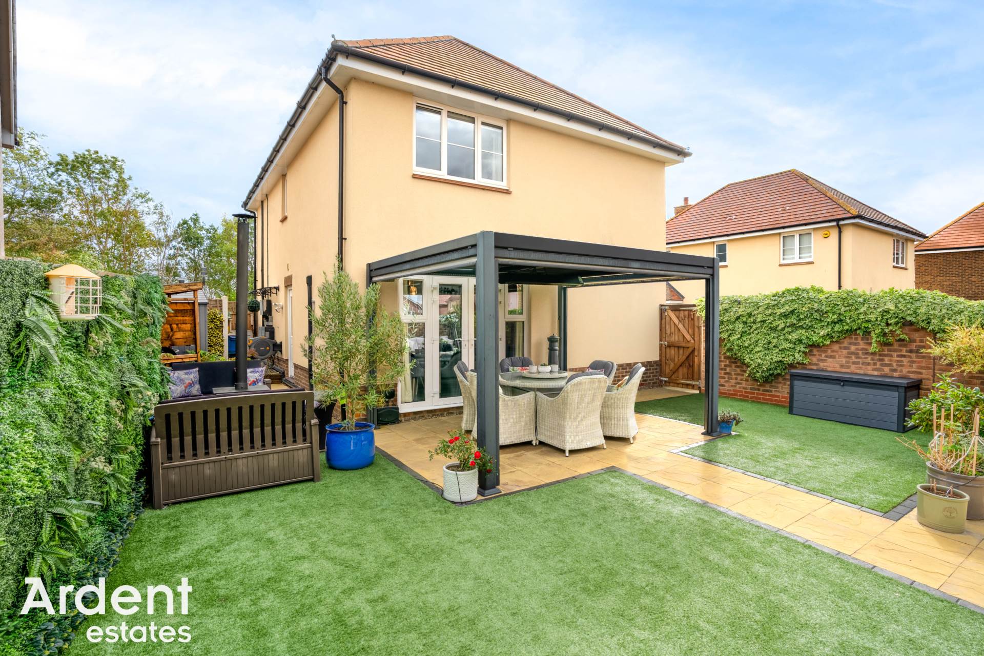 Additional Property Image 4 bedroom Detached for sale in Maldon 28