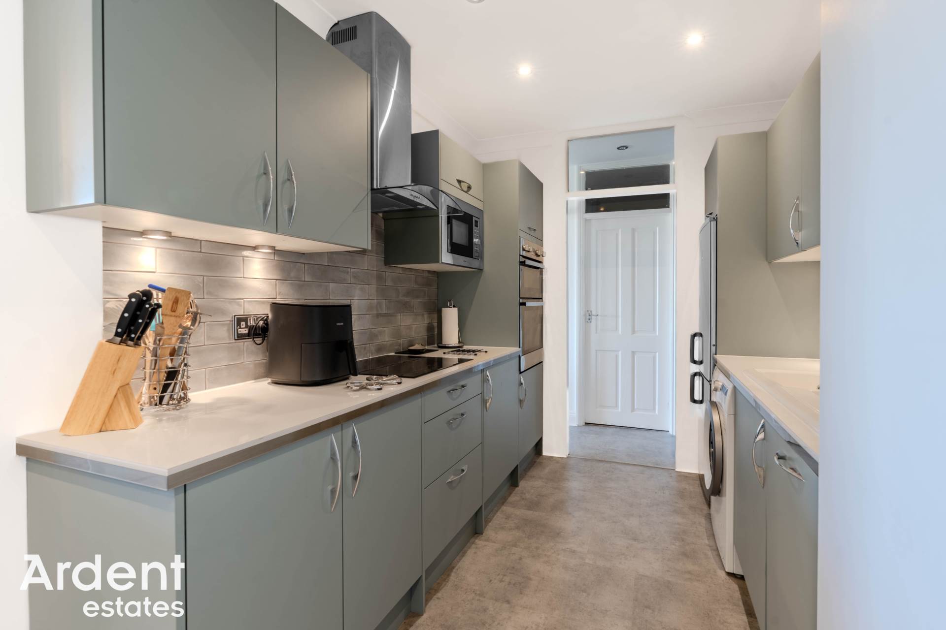 Additional Property Image 4 bedroom Flat for sale in Maldon 10