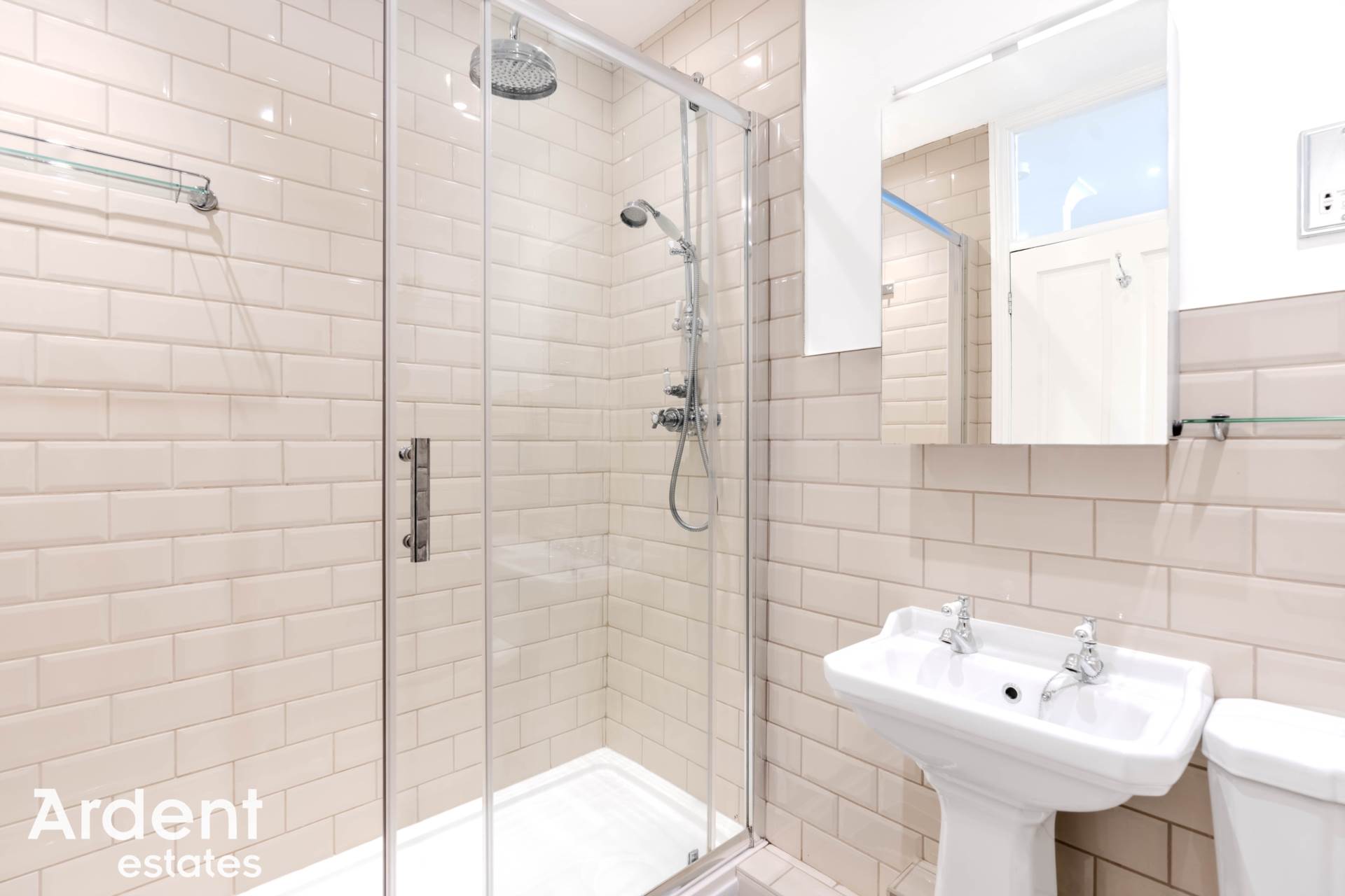 Additional Property Image 4 bedroom Flat for sale in Maldon 21