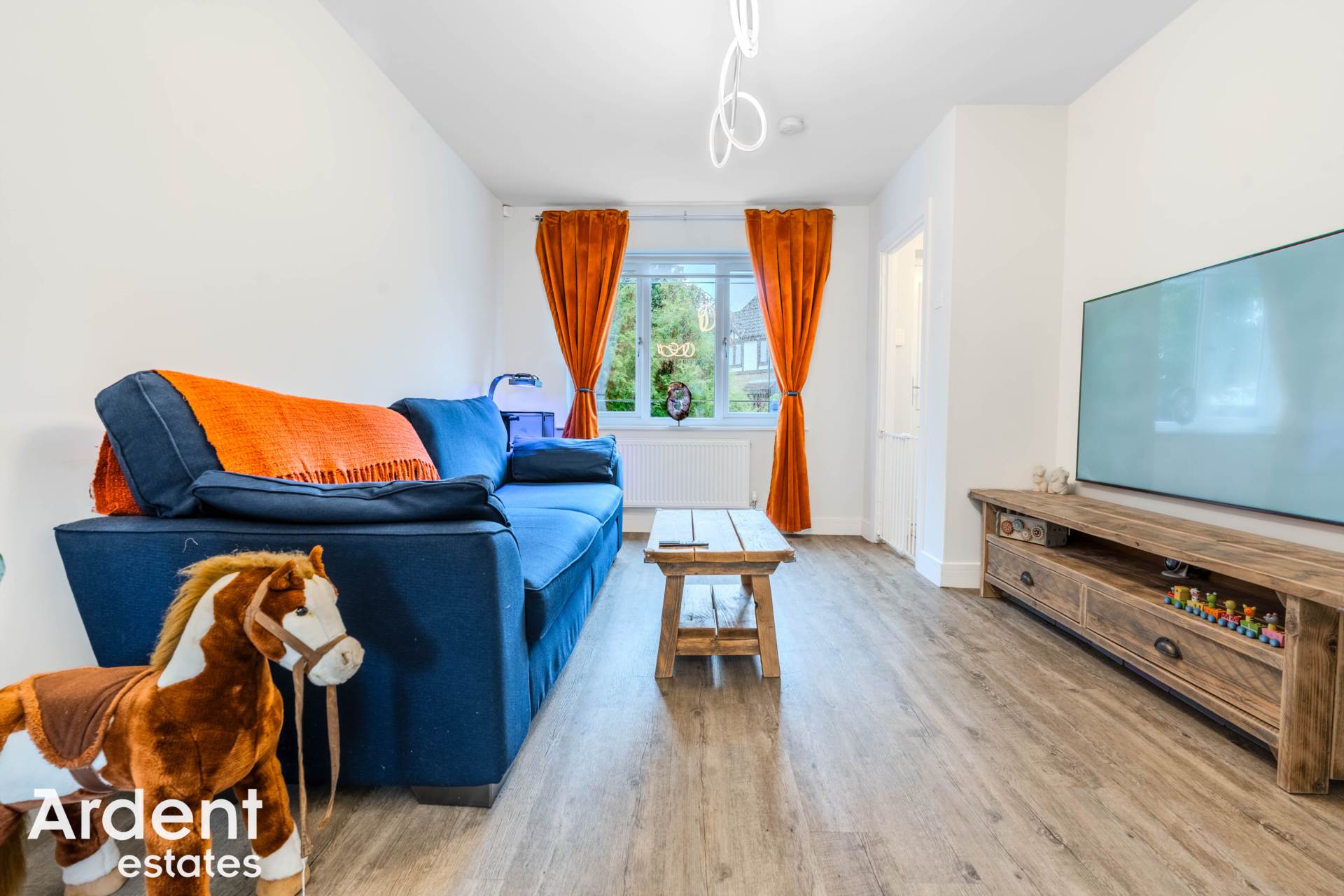Additional Property Image 2 bedroom Terraced for sale in Maldon 3