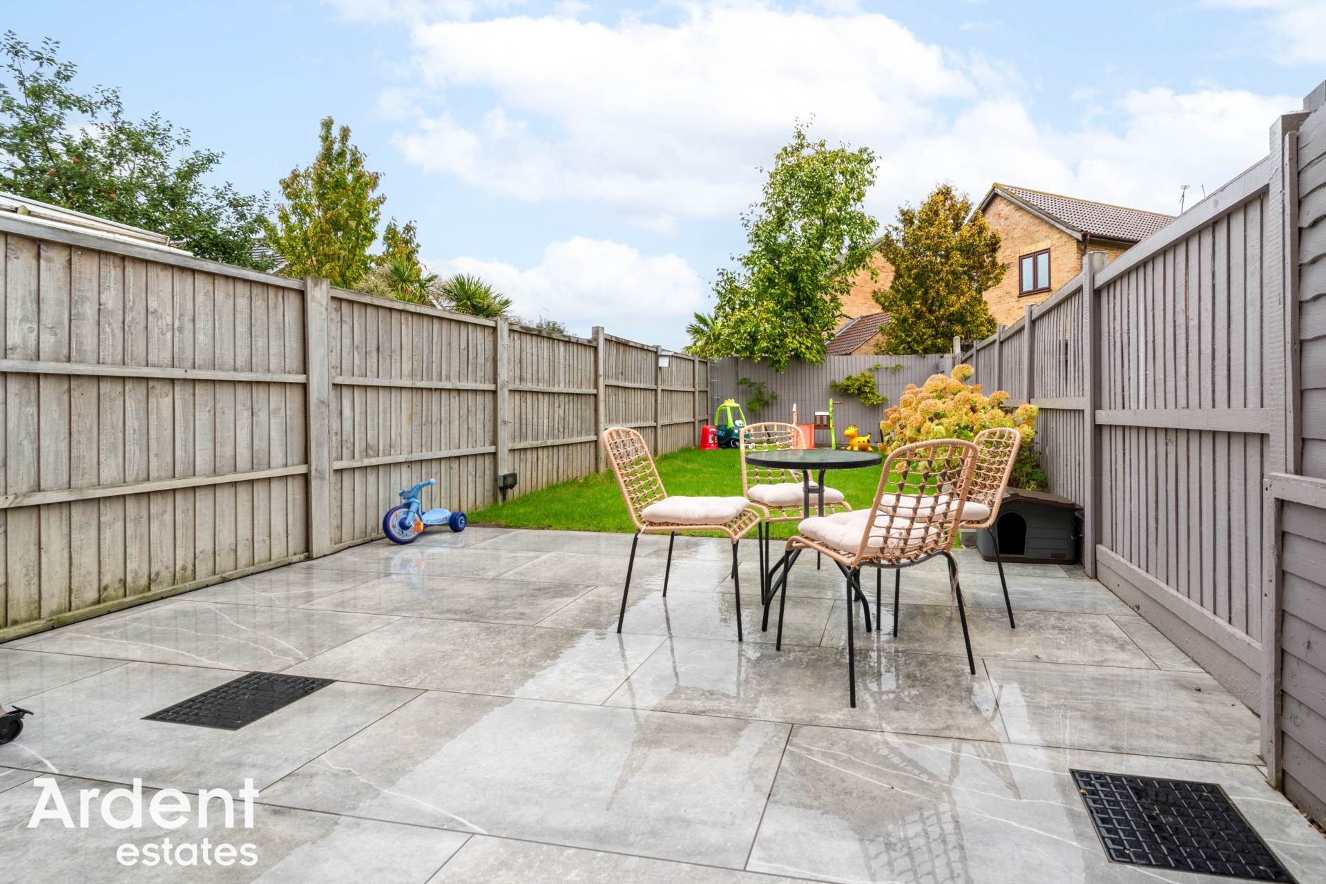 Additional Property Image 2 bedroom Terraced for sale in Maldon 16