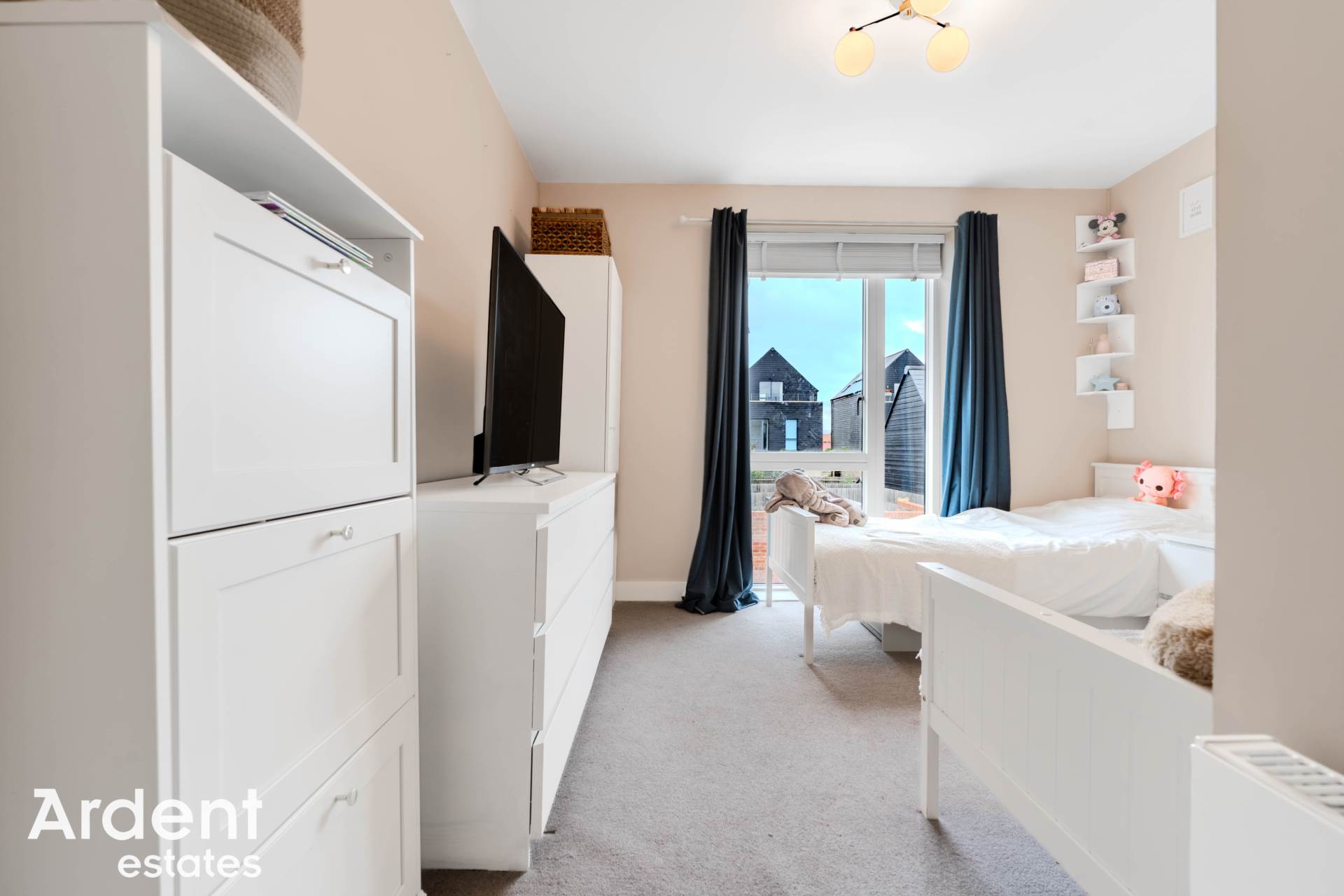 Additional Property Image 3 bedroom Detached for sale in Chelmsford 21