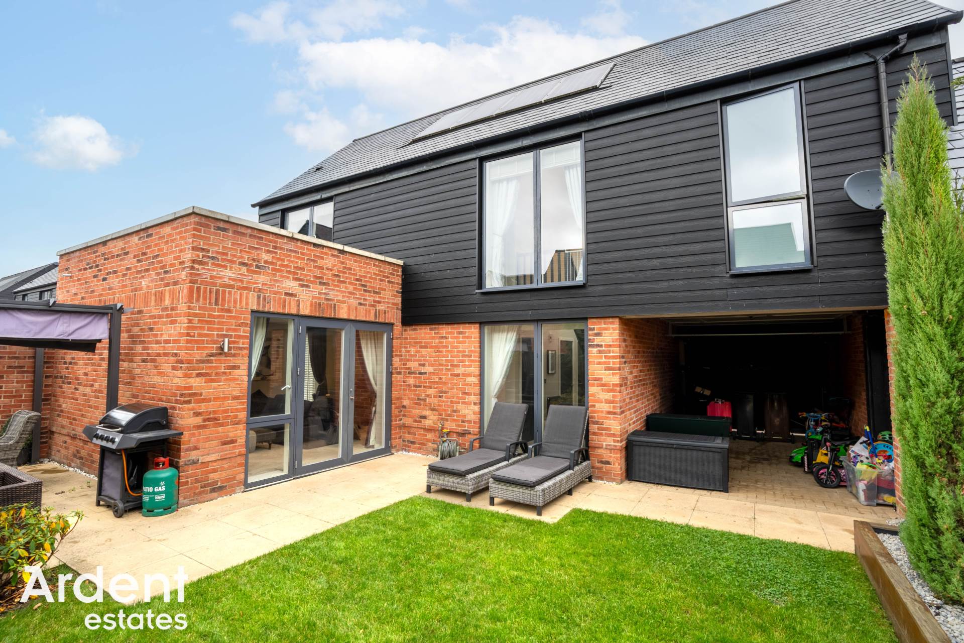 Additional Property Image 3 bedroom Detached for sale in Chelmsford 29