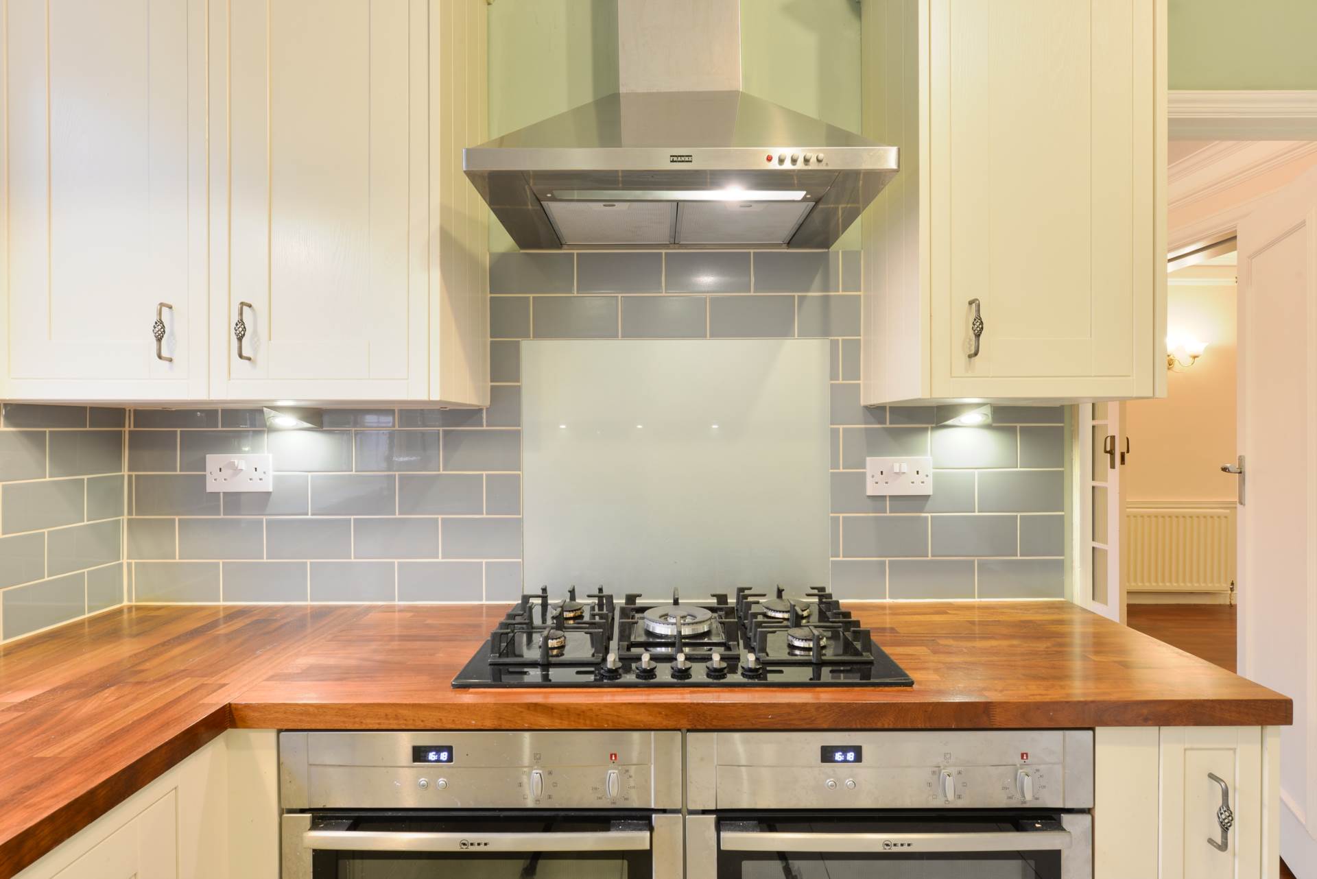 Additional Property Image 4 bedroom Detached to rent in Epsom 5