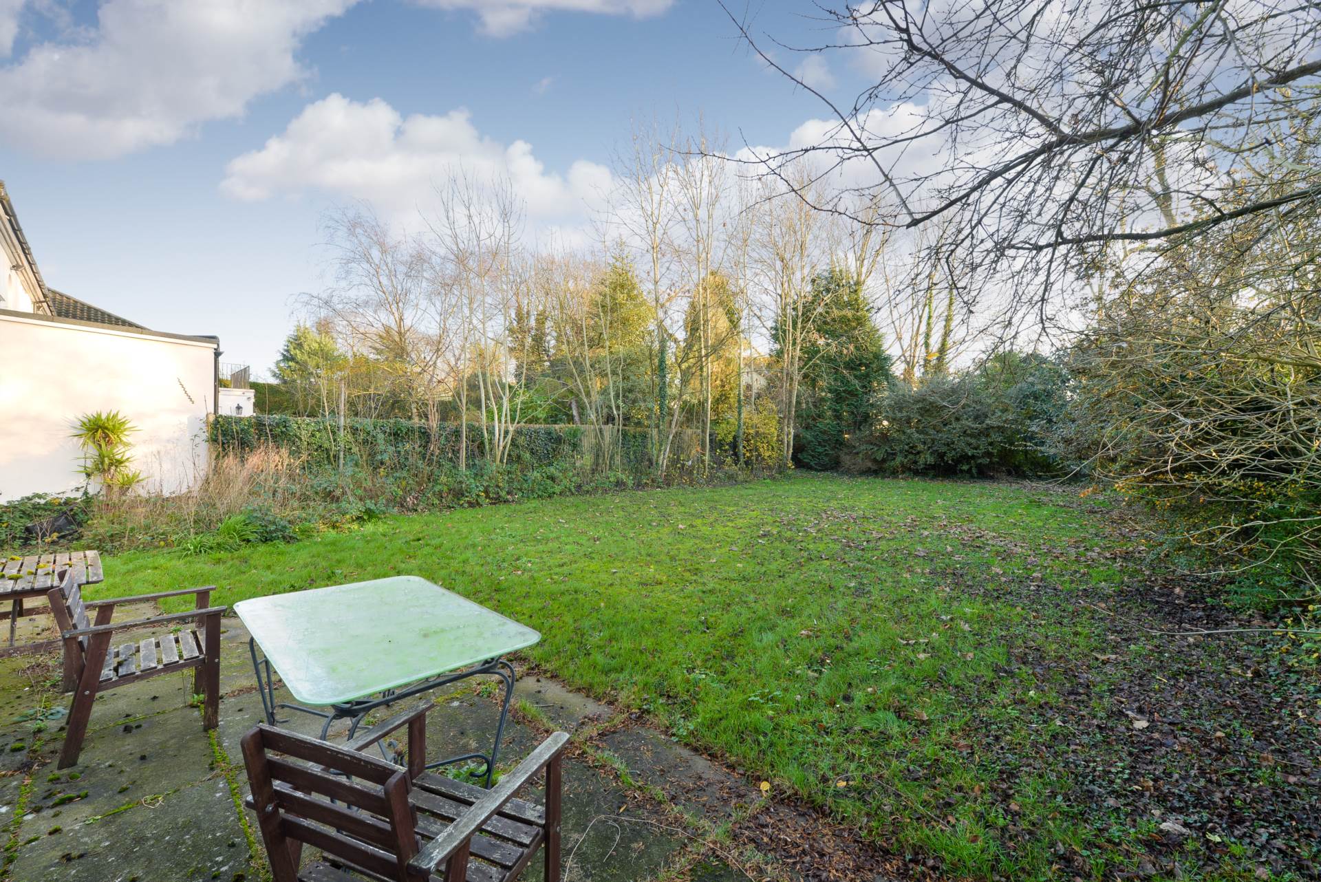 Additional Property Image 4 bedroom Detached to rent in Epsom 17