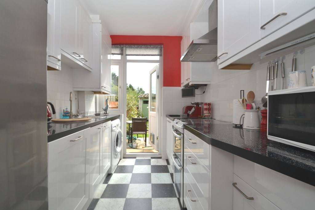 Additional Property Image 3 bedroom End of Terrace to rent in Worcester Park 4