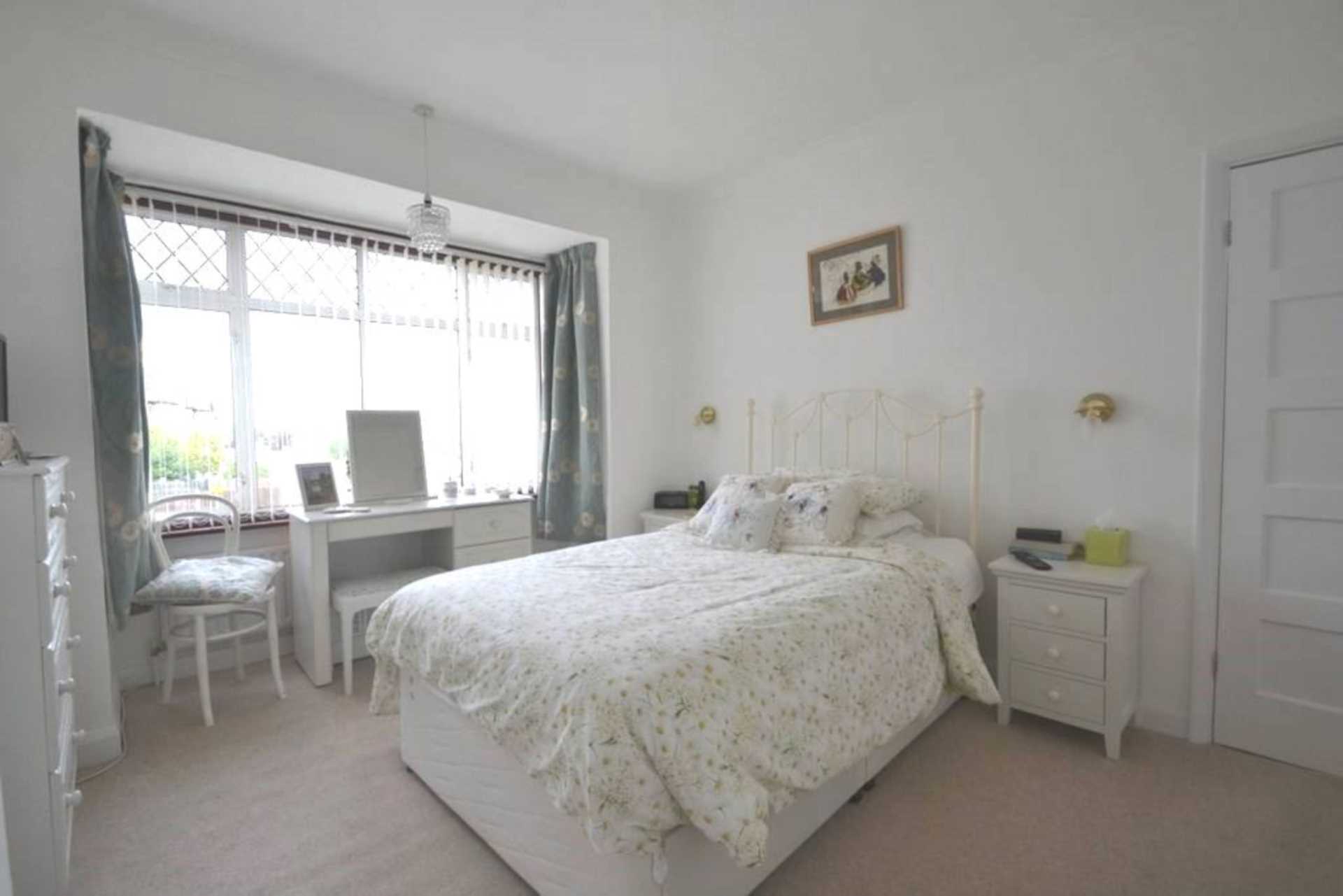 Additional Property Image 3 bedroom End of Terrace to rent in Worcester Park 6