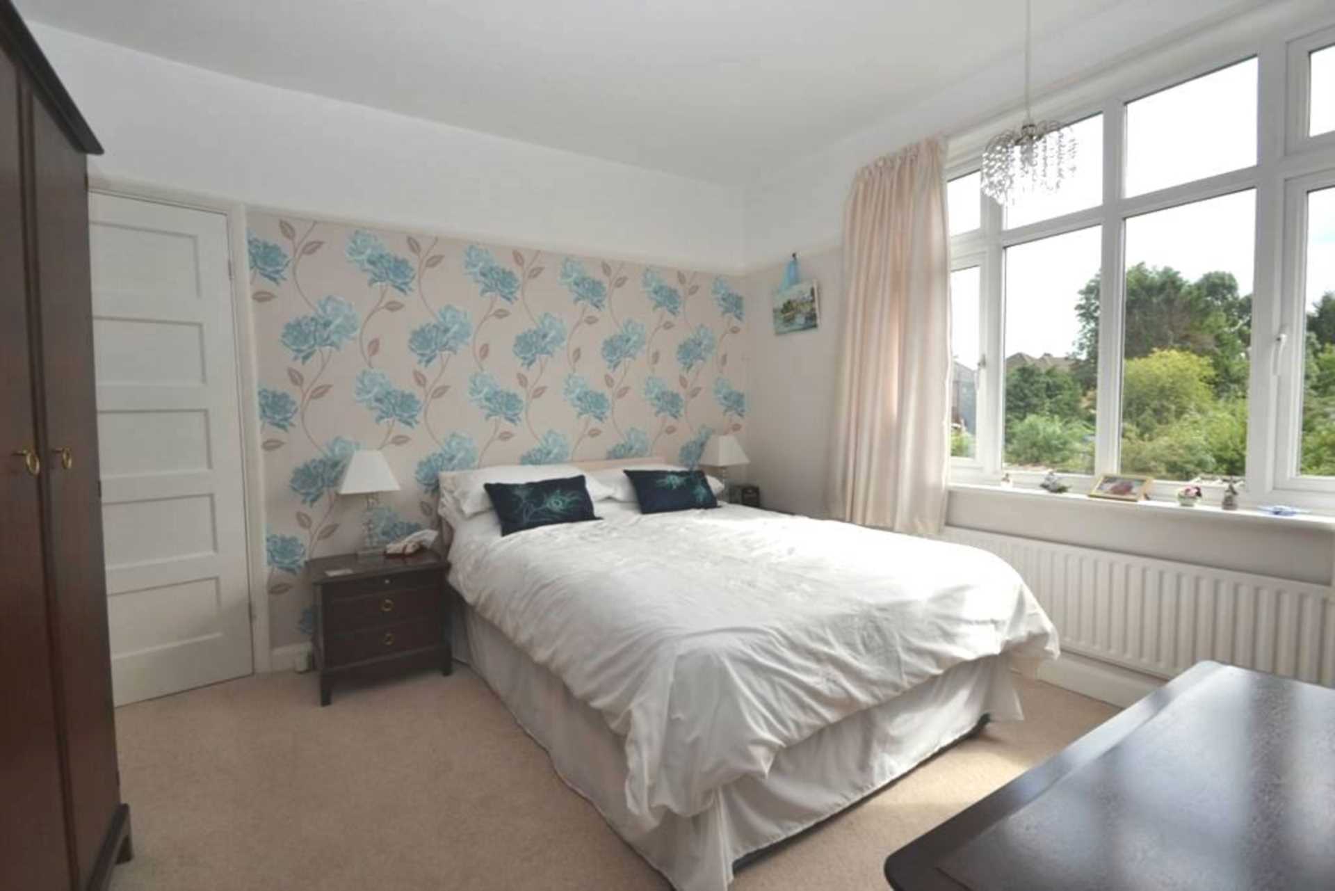Additional Property Image 3 bedroom End of Terrace to rent in Worcester Park 8