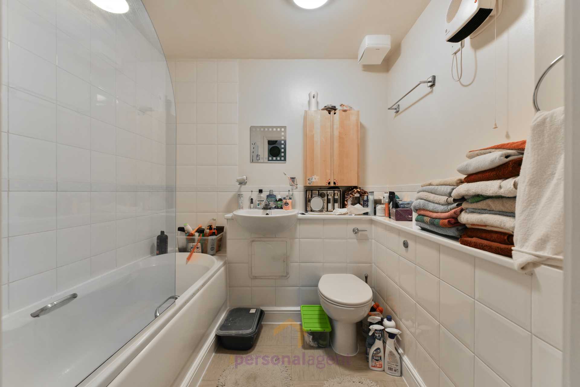 Additional Property Image 2 bedroom Apartment to rent in Epsom 5