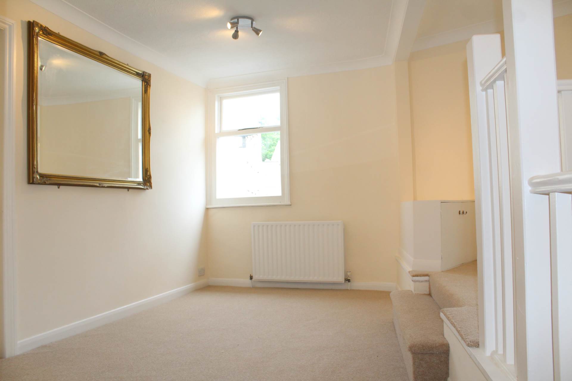 Additional Property Image 1 bedroom Flat to rent in Epsom 8