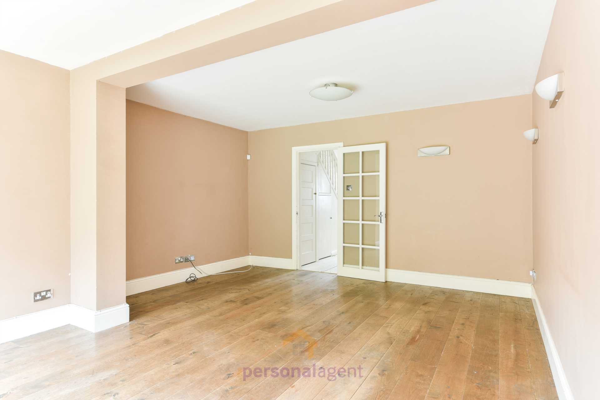 Additional Property Image 3 bedroom Semi Detached to rent in Epsom 3