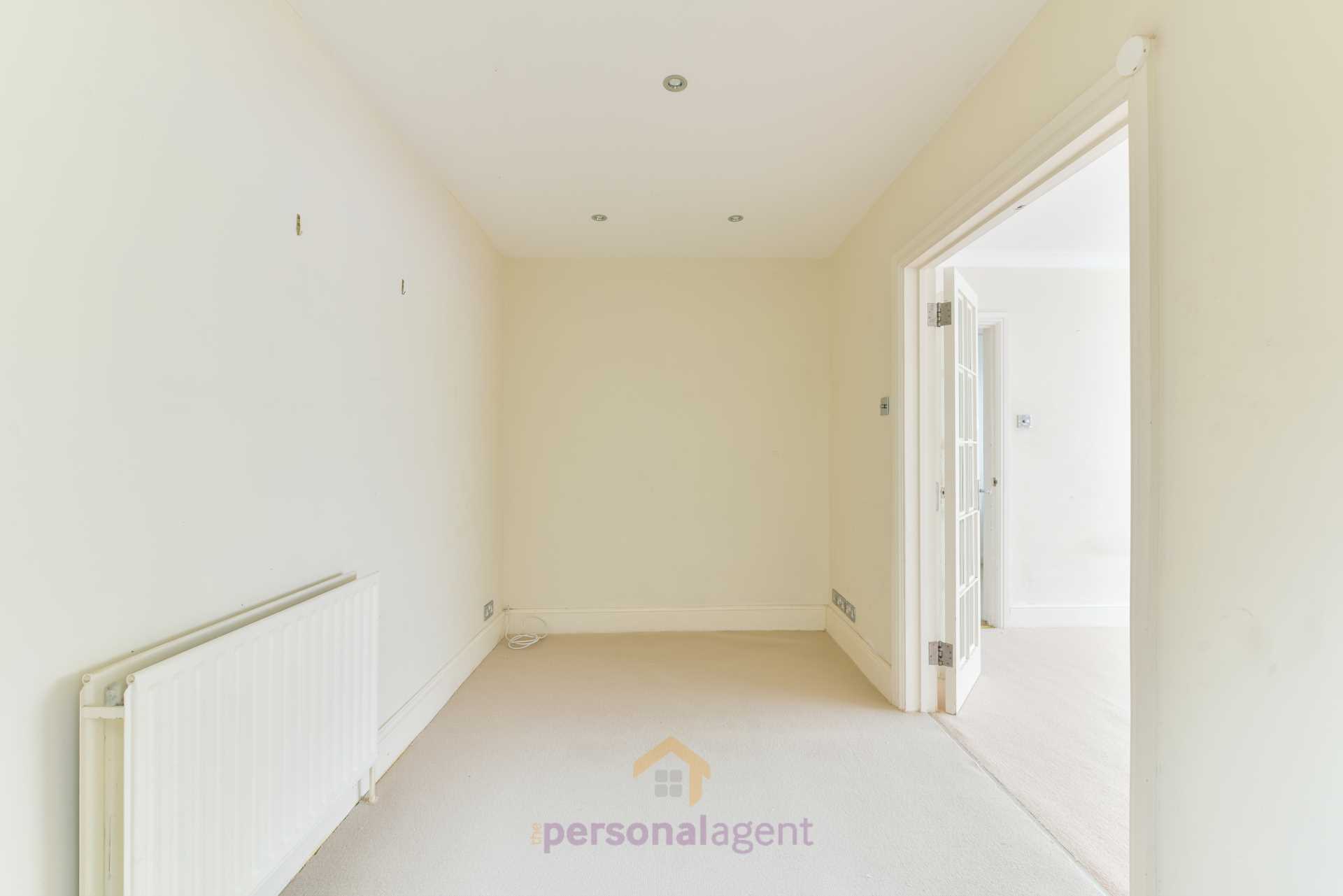 Additional Property Image 3 bedroom Semi Detached to rent in Epsom 11
