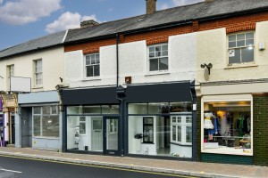 2 bedroom Apartment to rent in Epsom