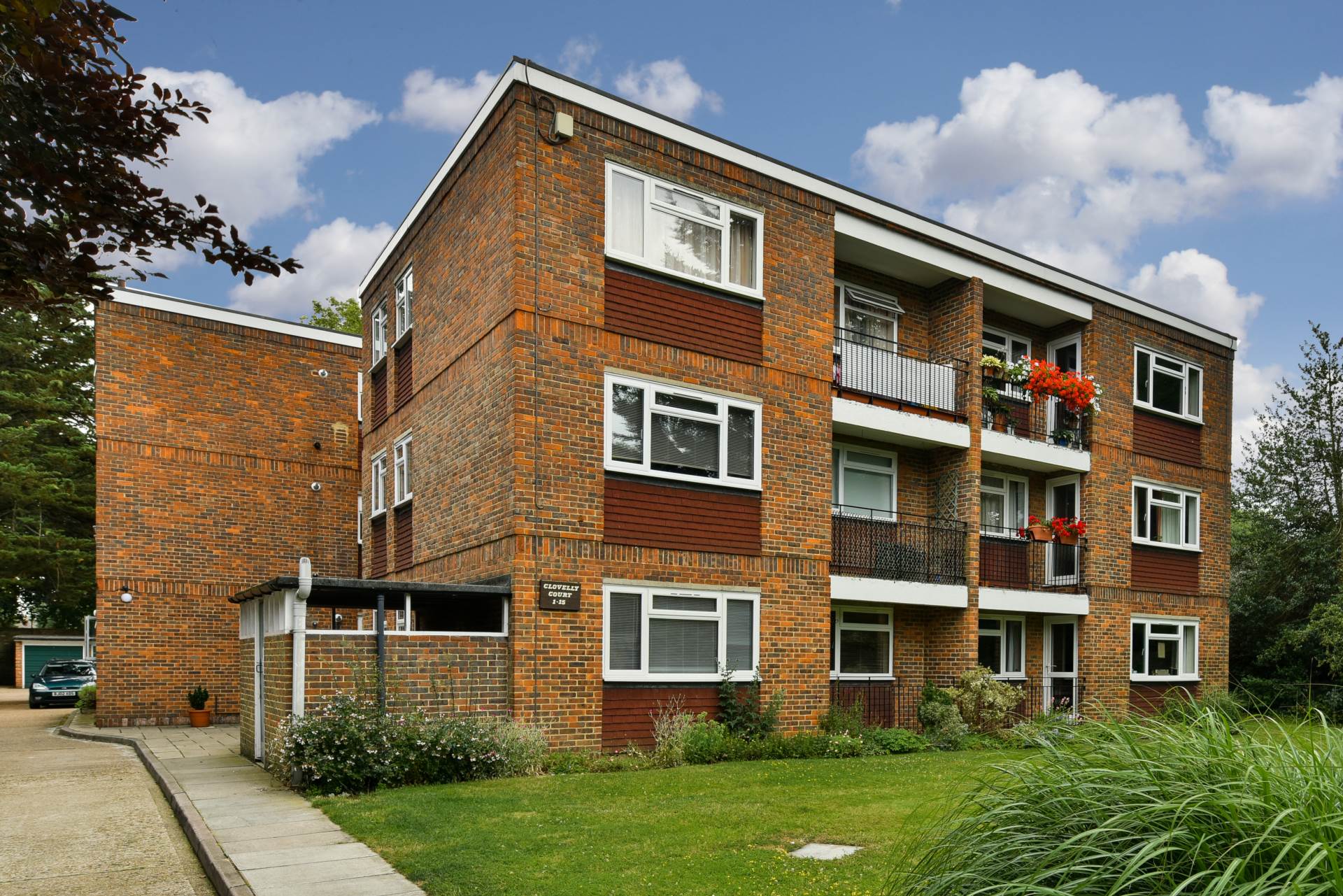 1 bedroom Flat to rent in Epsom