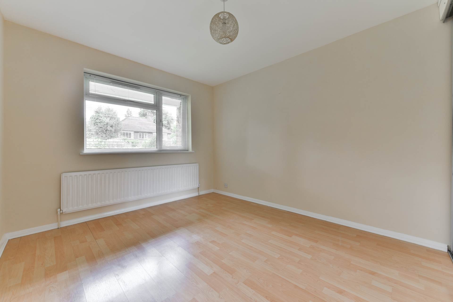Additional Property Image 1 bedroom Flat to rent in Epsom 8