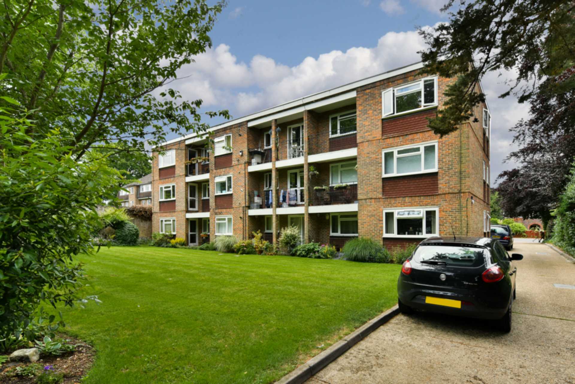 Additional Property Image 1 bedroom Flat to rent in Epsom 14