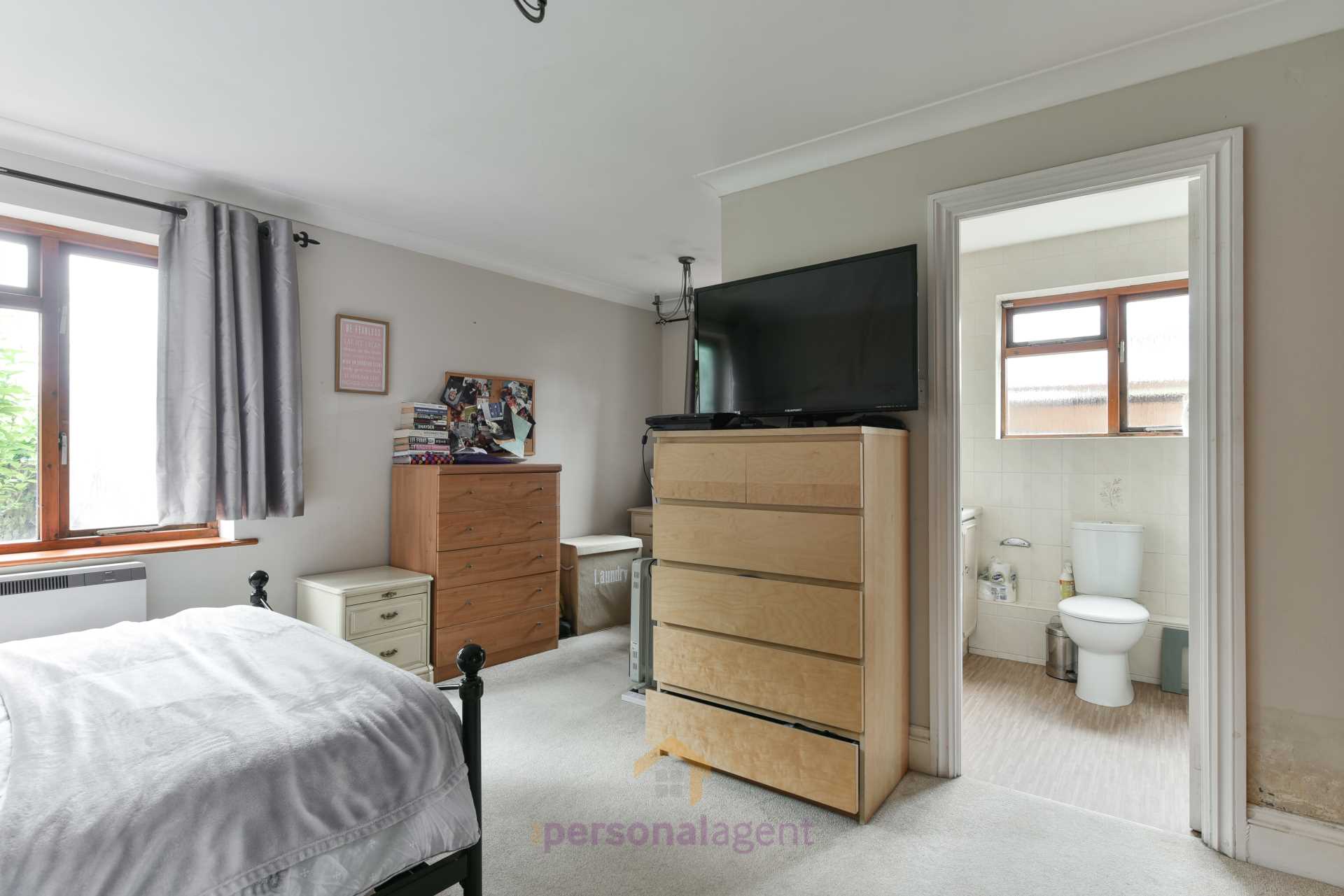 Additional Property Image 1 bedroom Flat to rent in Epsom 5