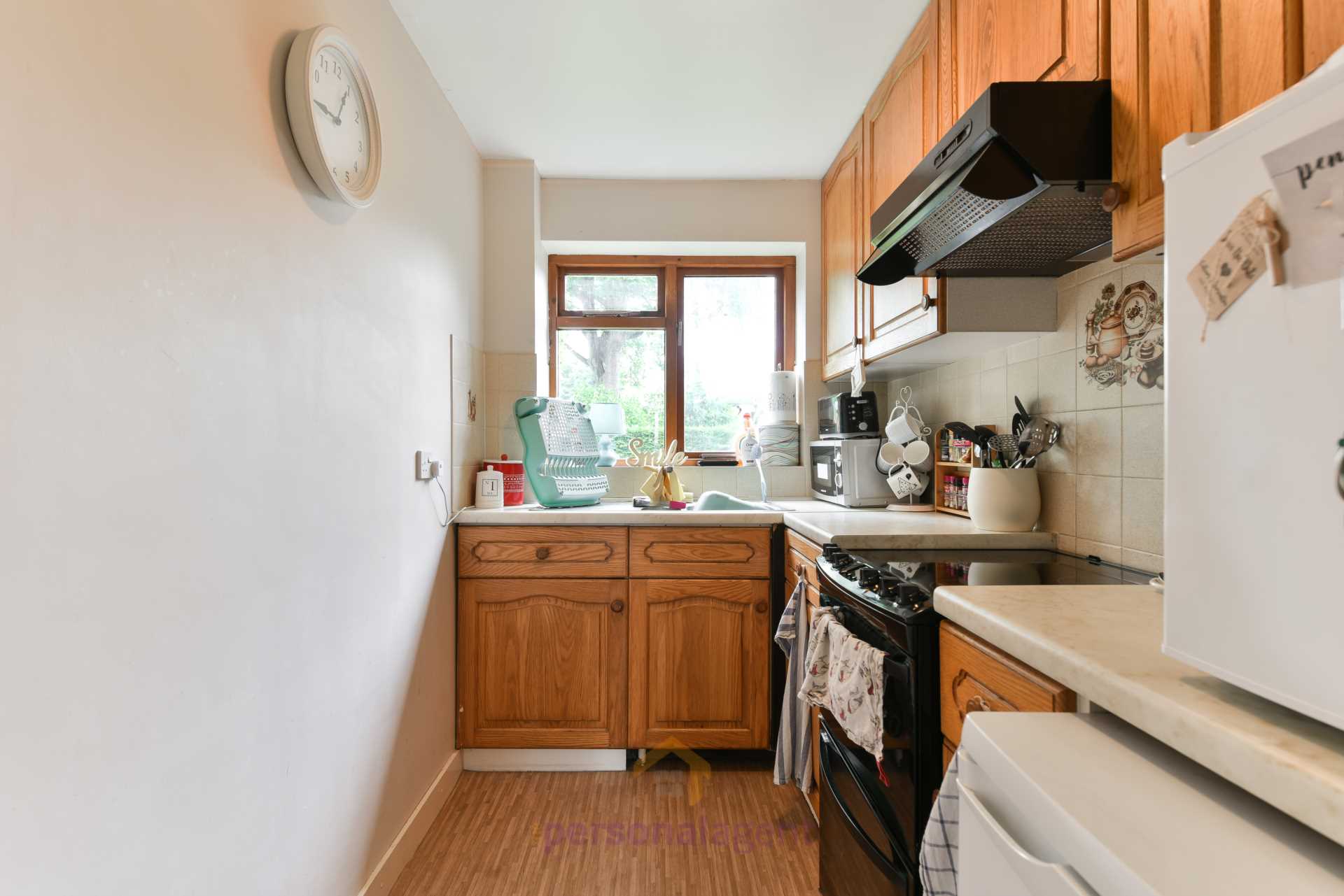 Additional Property Image 1 bedroom Flat to rent in Epsom 10