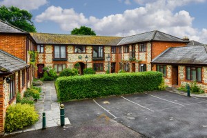 1 bedroom Flat to rent in Epsom