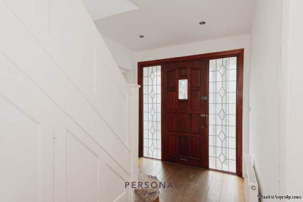 Additional Property Image 4 bedroom Detached to rent in Epsom 2