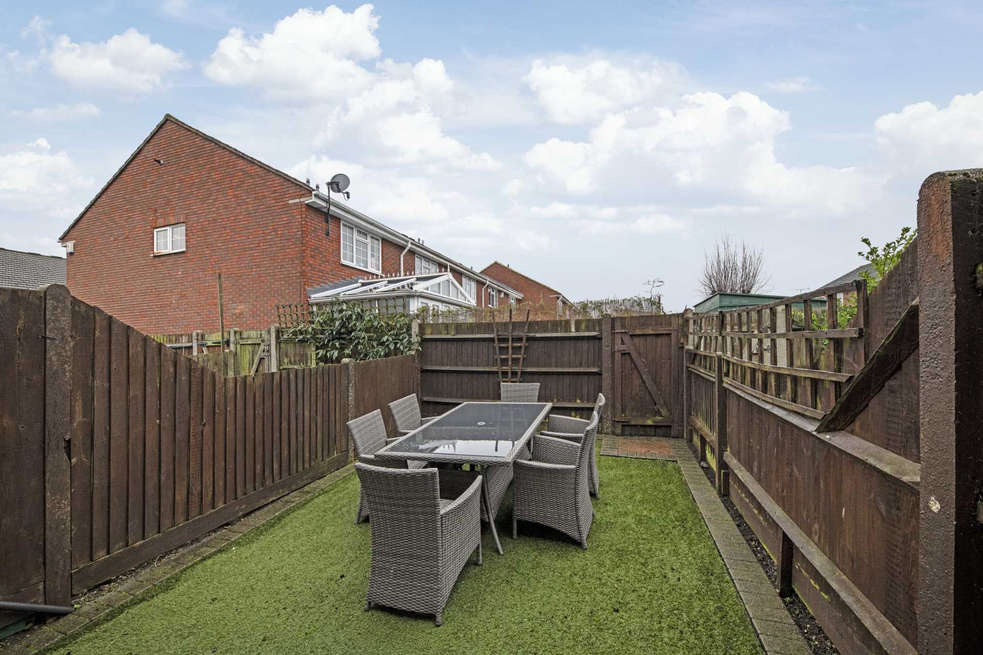 Additional Property Image 2 bedroom Terraced to rent in Epsom 11