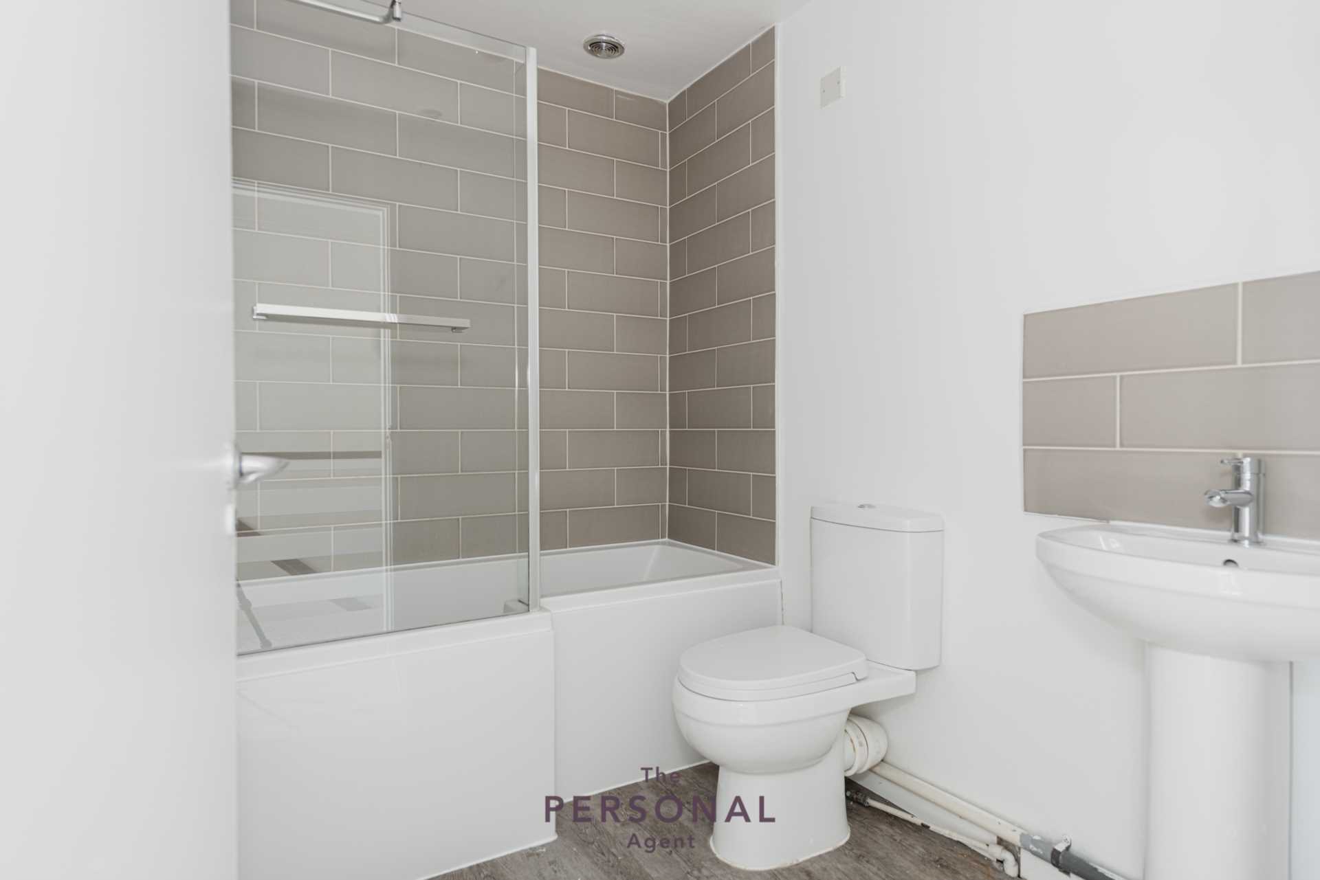 Additional Property Image 3 bedroom Terraced to rent in Epsom 7