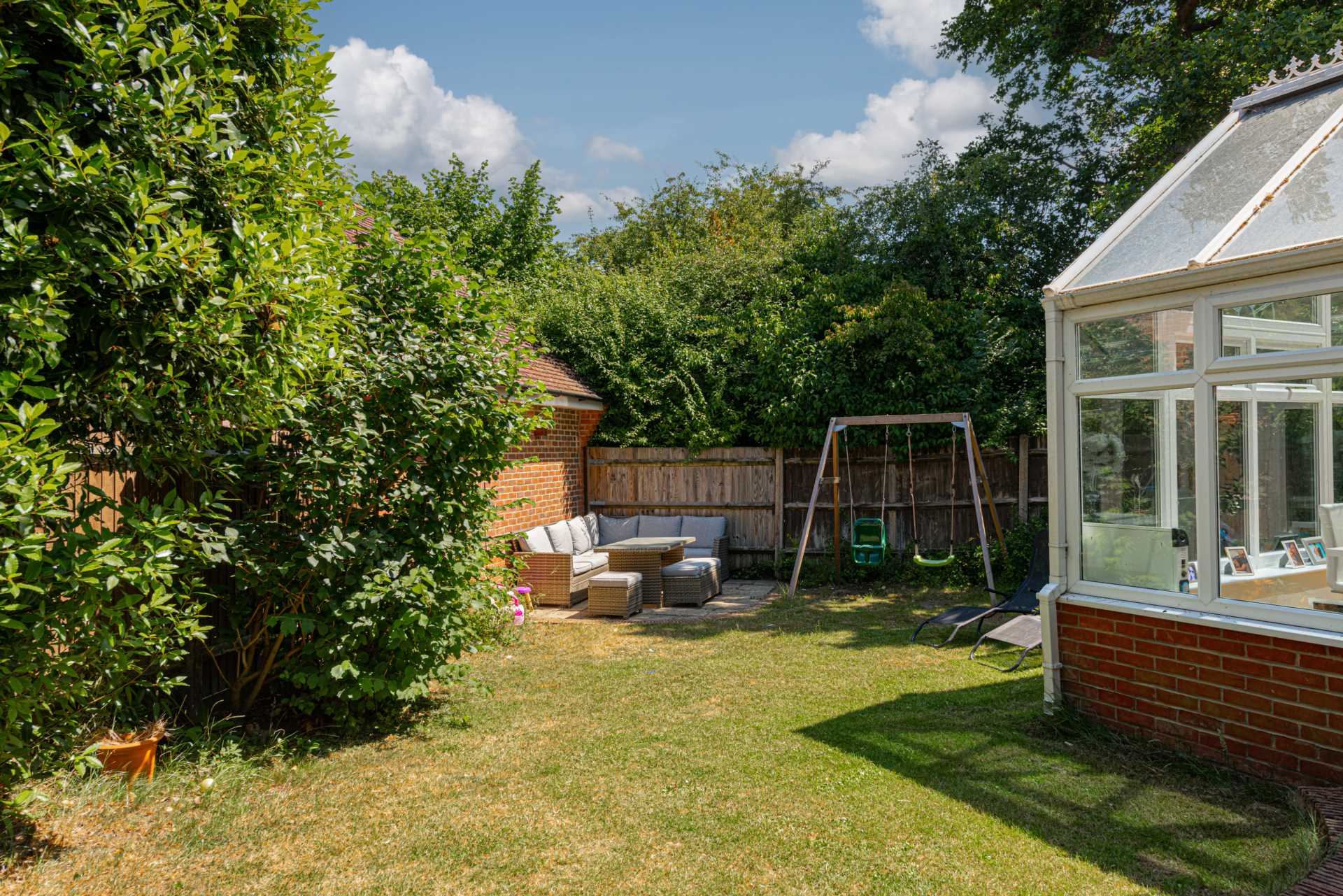 Additional Property Image 4 bedroom Detached to rent in Epsom 20