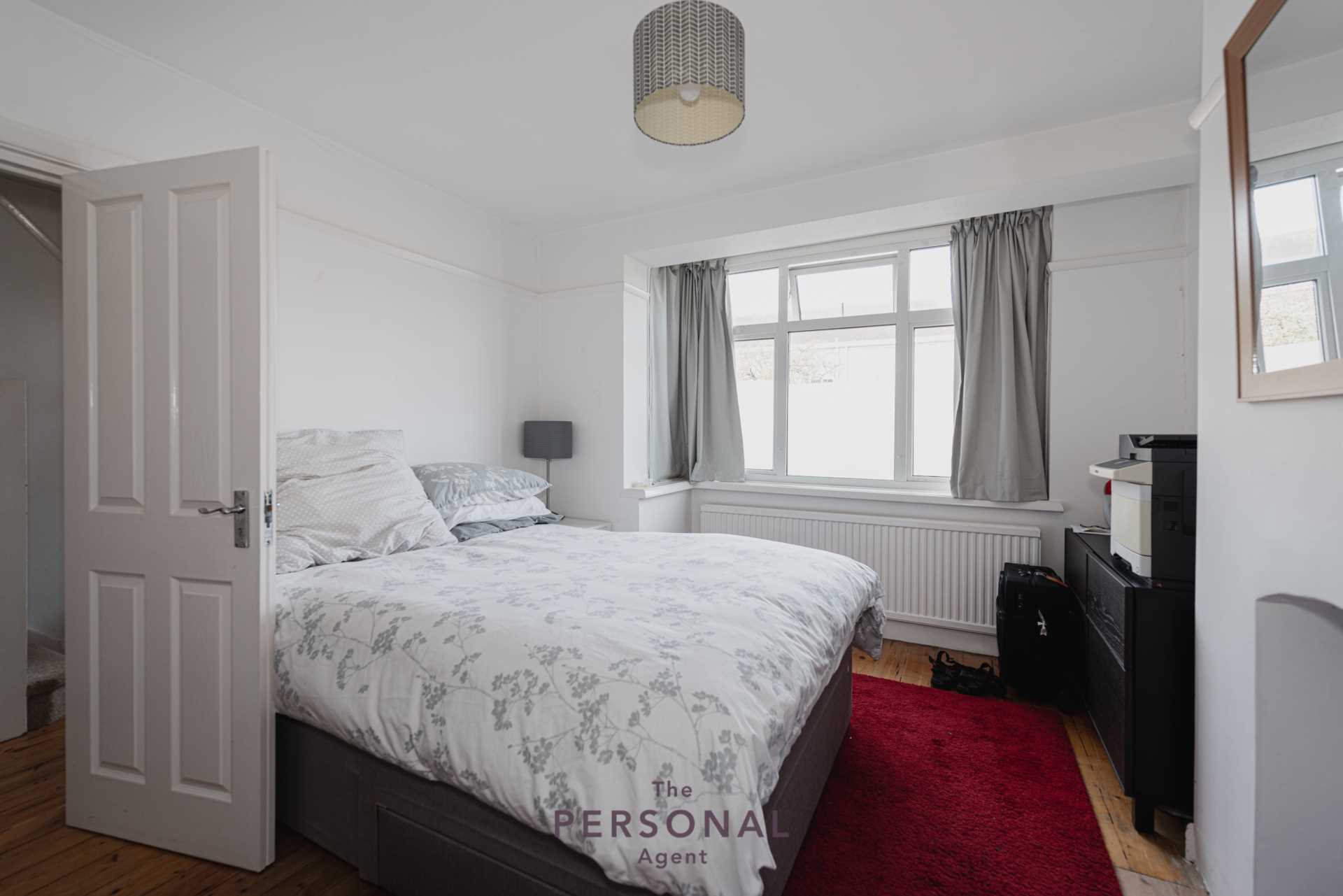 Additional Property Image 5 bedroom Semi Detached to rent in Epsom 10