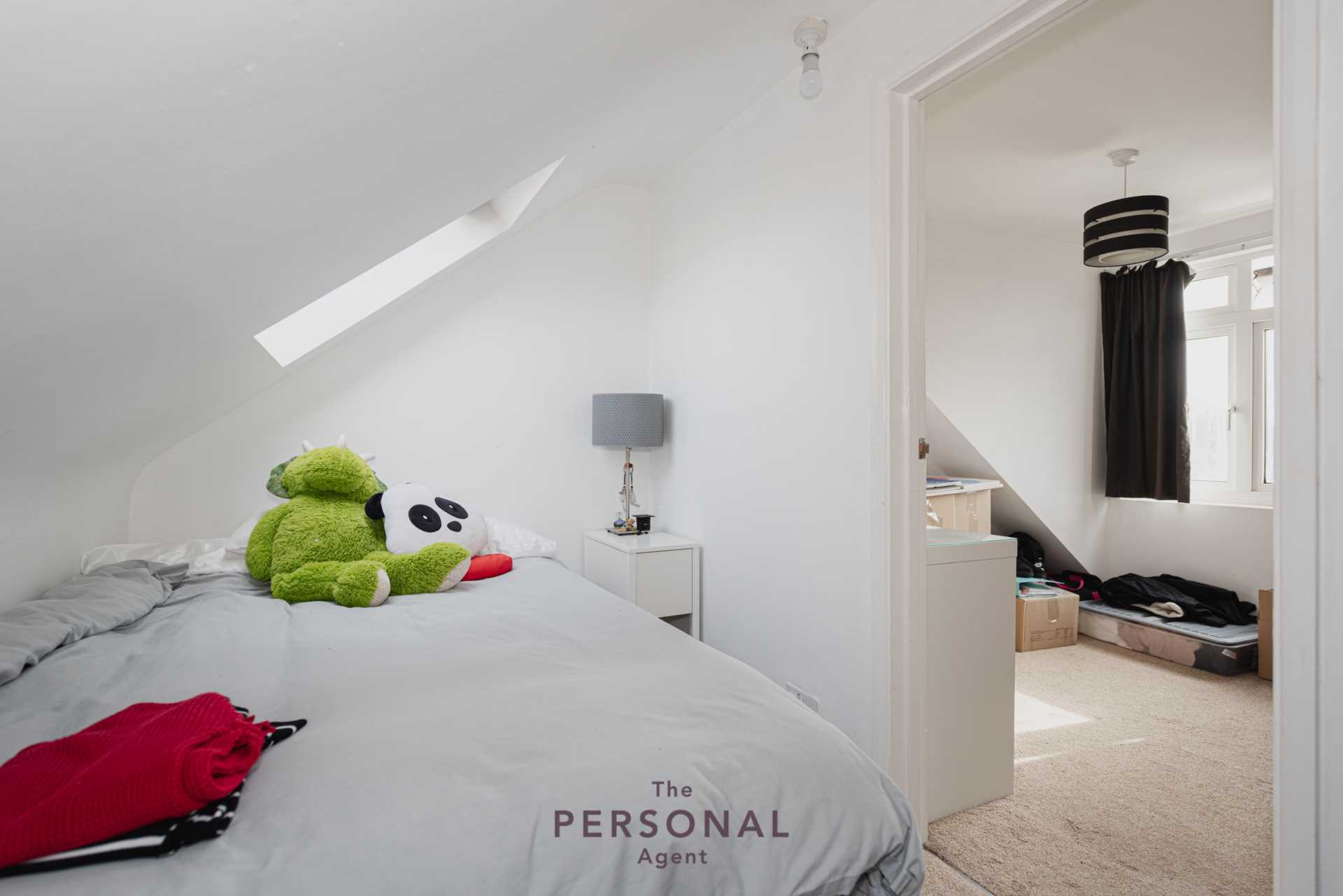 Additional Property Image 5 bedroom Semi Detached to rent in Epsom 12