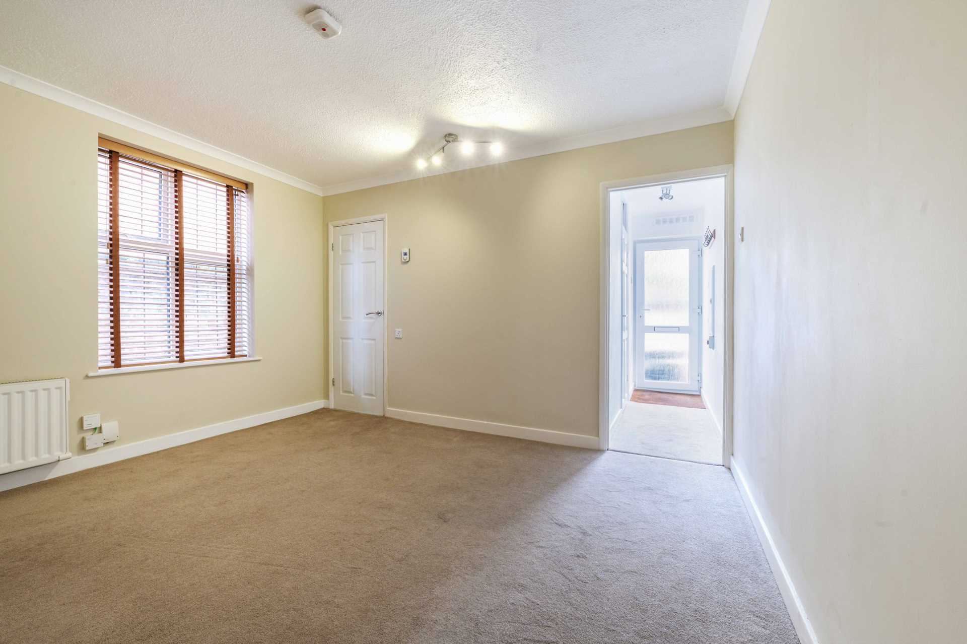 Additional Property Image 1 bedroom Apartment to rent in Epsom 7