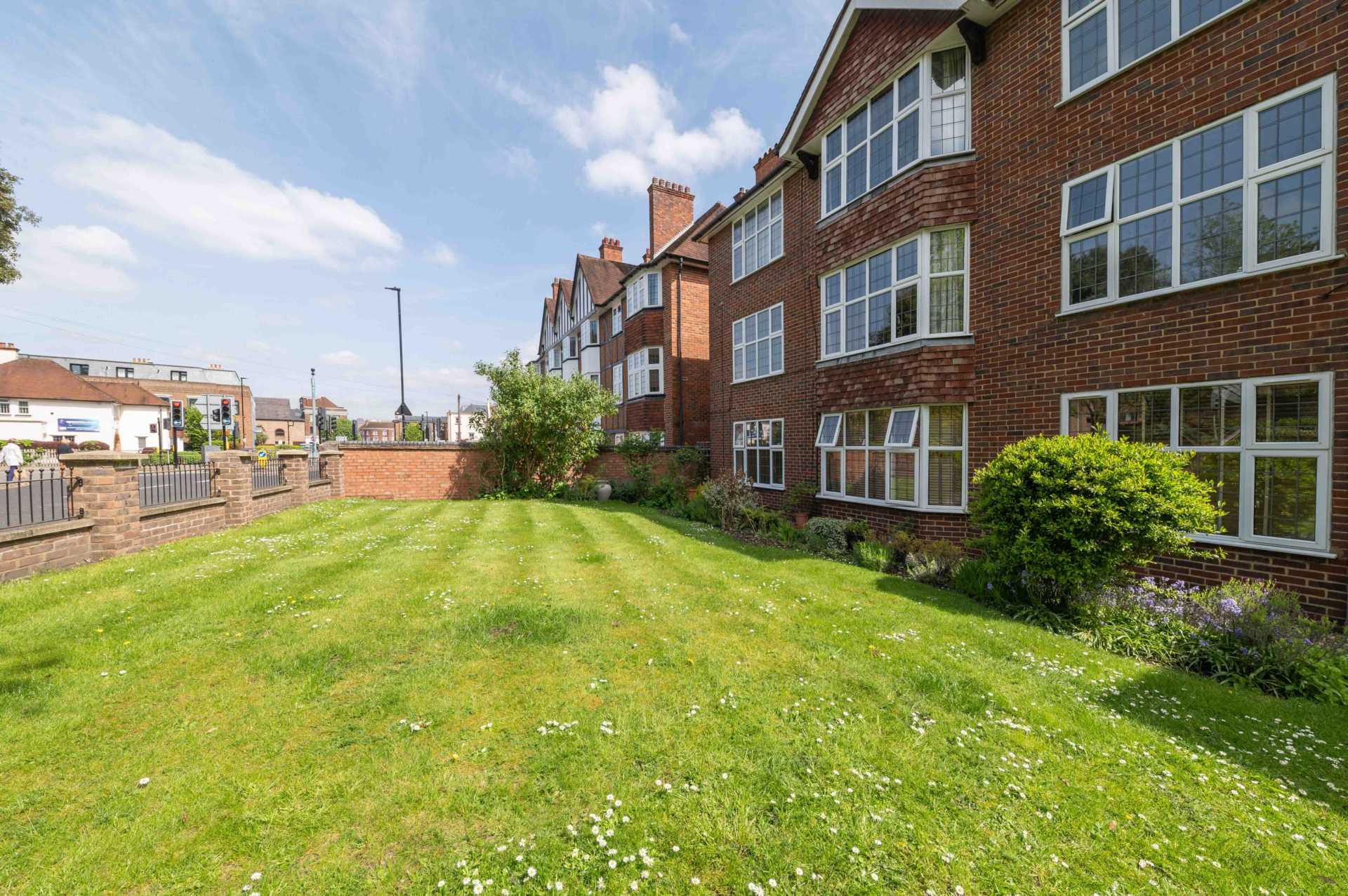 Additional Property Image 1 bedroom Apartment to rent in Epsom 10