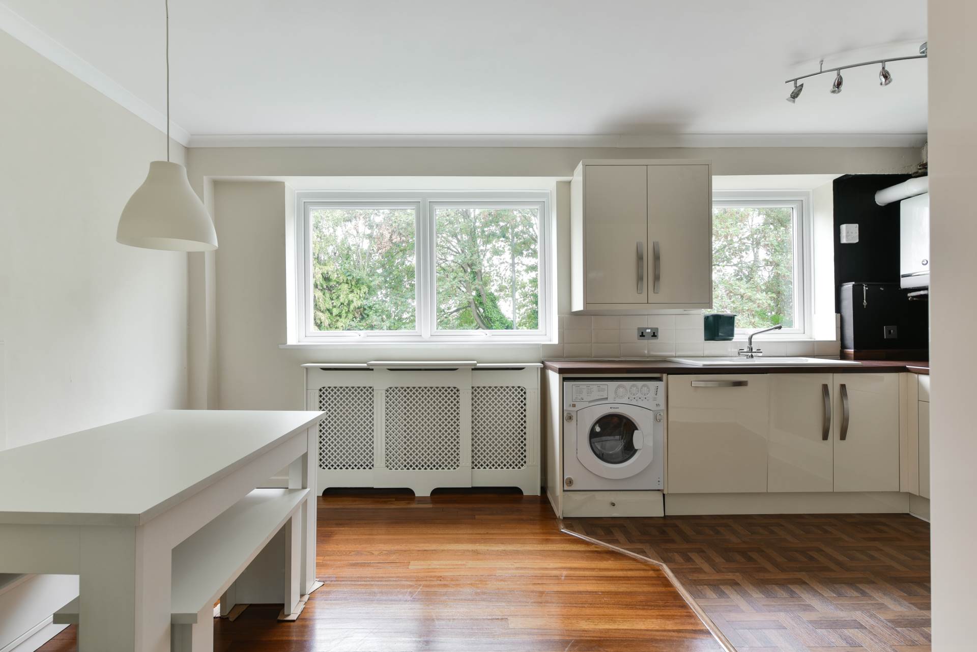 Additional Property Image 2 bedroom Maisonette to rent in Epsom 2