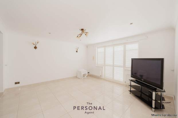 Additional Property Image 3 bedroom Semi Detached to rent in Epsom 3