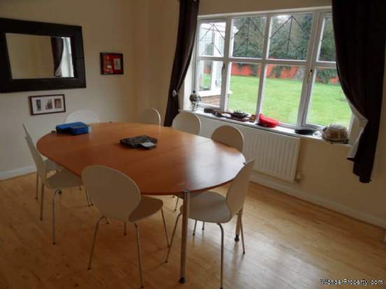 Additional Property Image 5 bedroom House to rent in Epsom 4