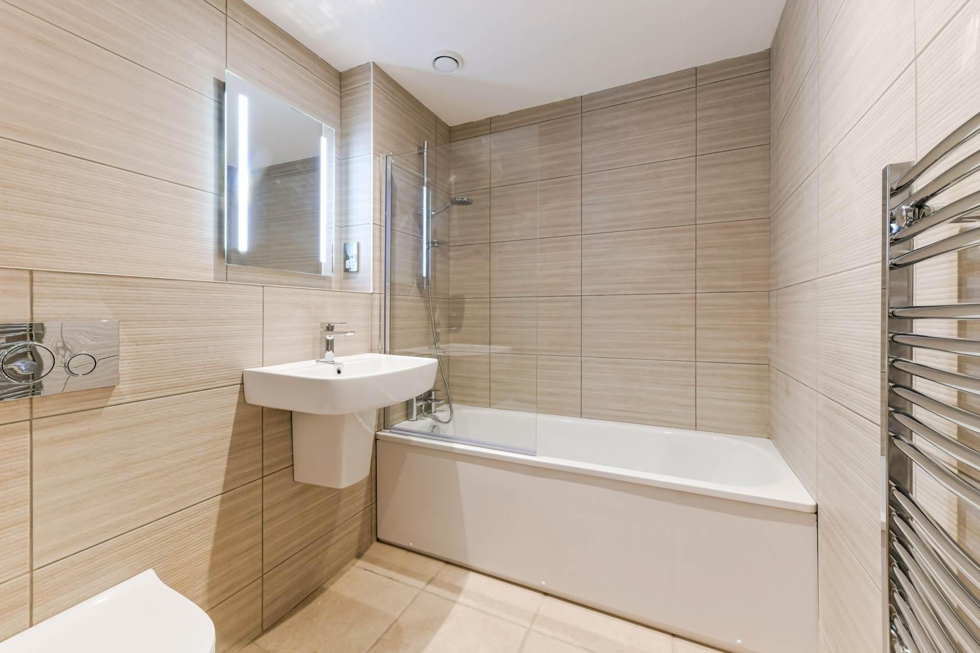 Additional Property Image 1 bedroom Apartment to rent in Epsom 4