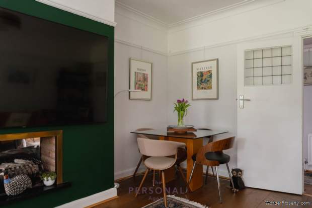 Additional Property Image 2 bedroom Flat to rent in Epsom 5