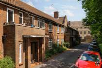 2 bedroom Flat to rent in Epsom