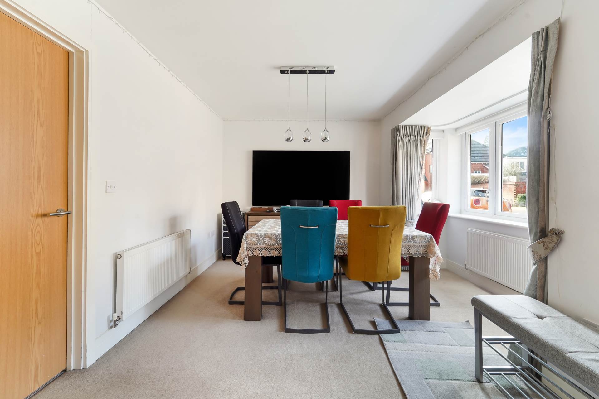Additional Property Image 4 bedroom House to rent in Epsom 4