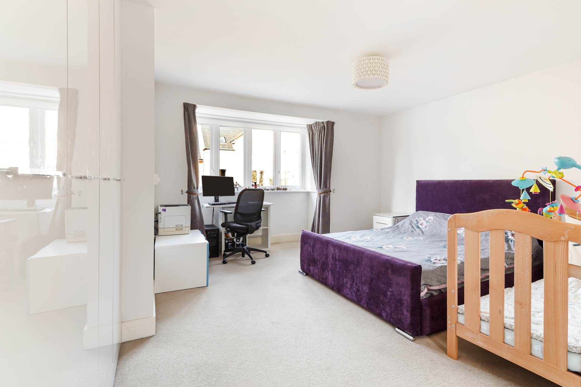 Additional Property Image 4 bedroom House to rent in Epsom 8