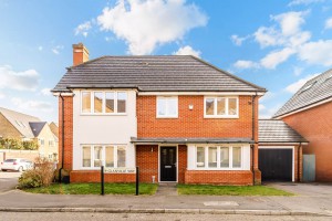 4 bedroom House to rent in Epsom