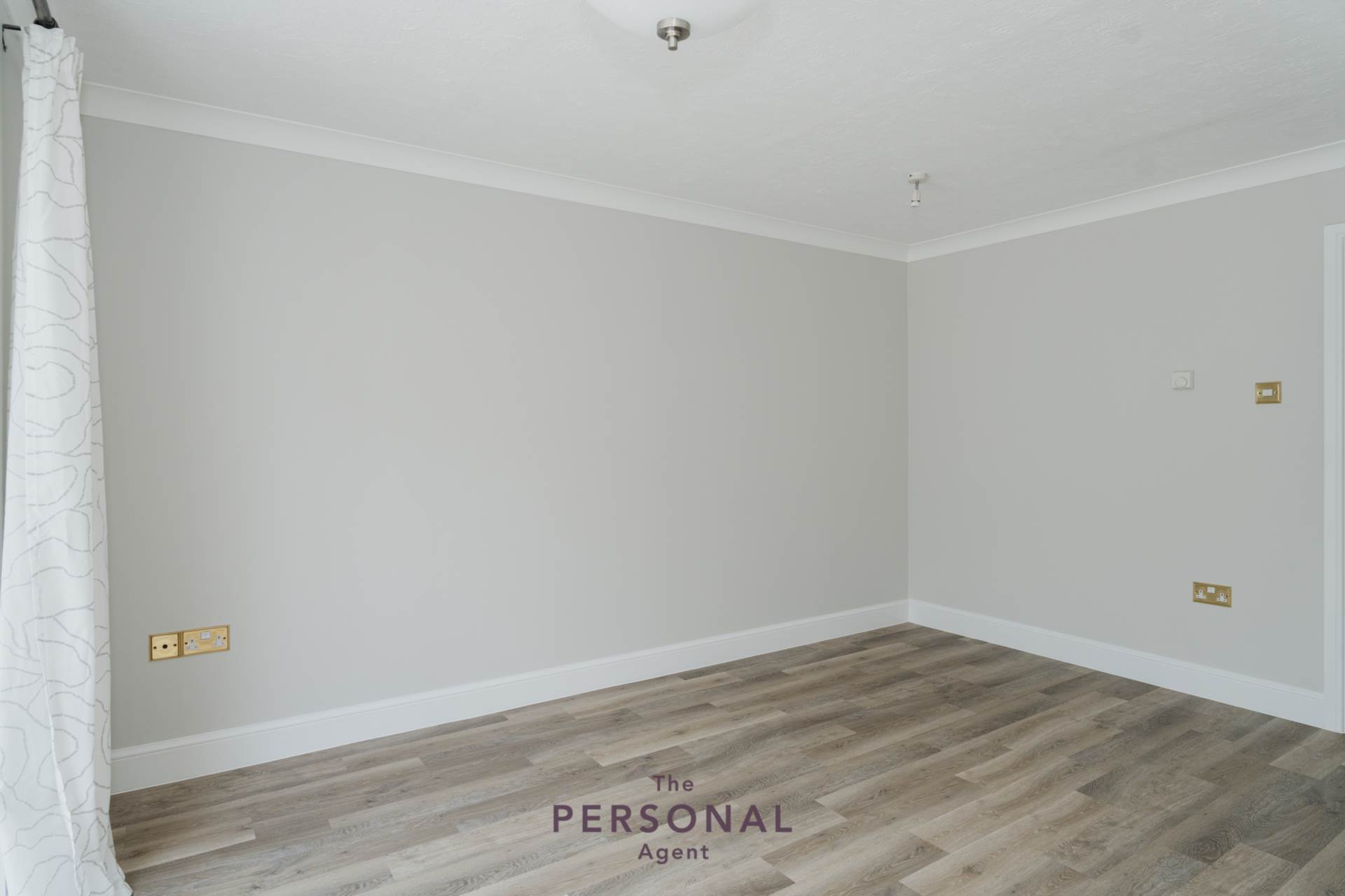 Additional Property Image 2 bedroom Semi Detached to rent in Tadworth 6