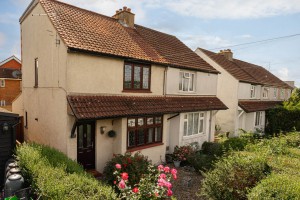 3 bedroom Semi Detached to rent in Epsom