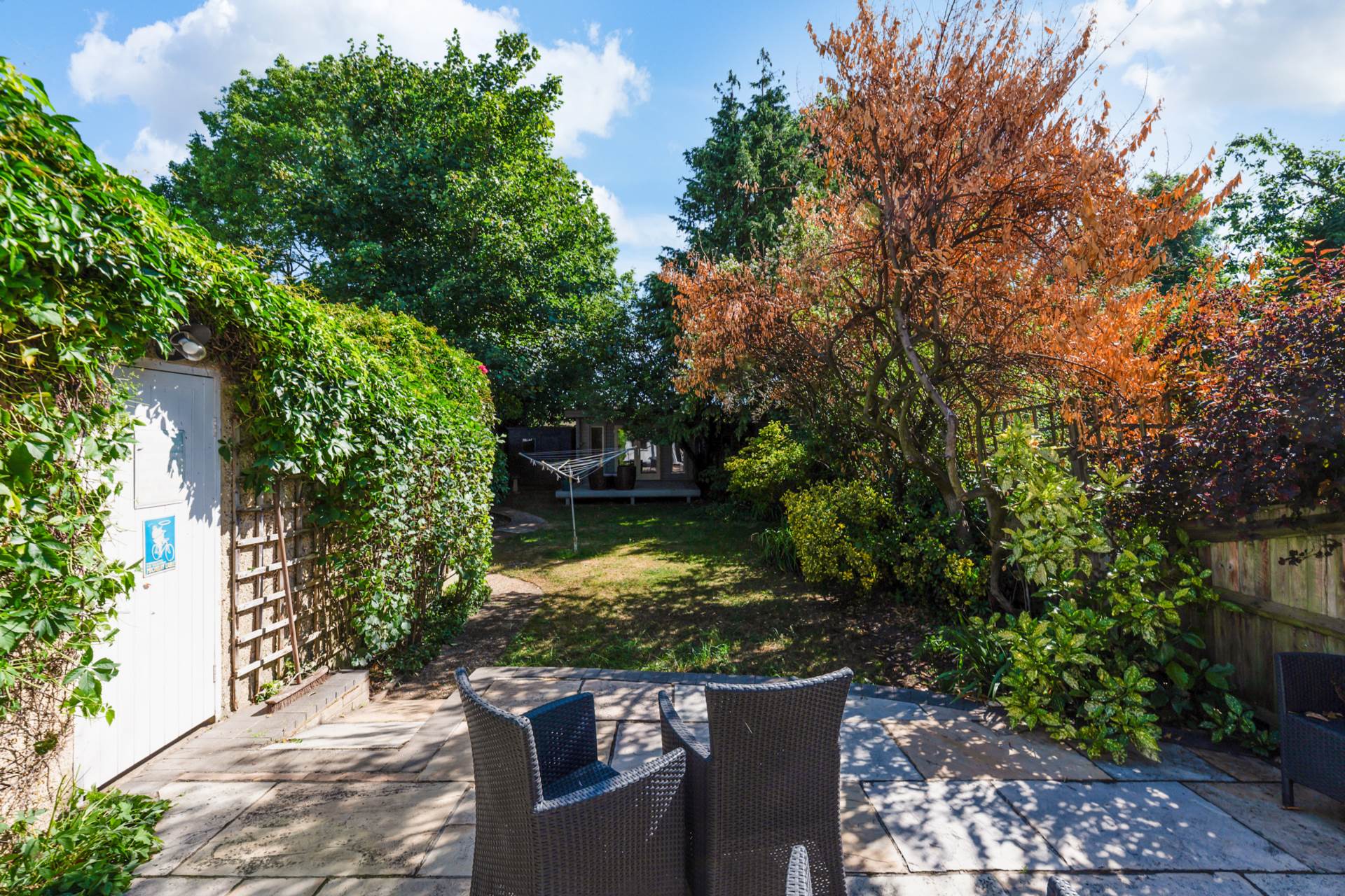 Additional Property Image 4 bedroom Semi Detached to rent in Epsom 7