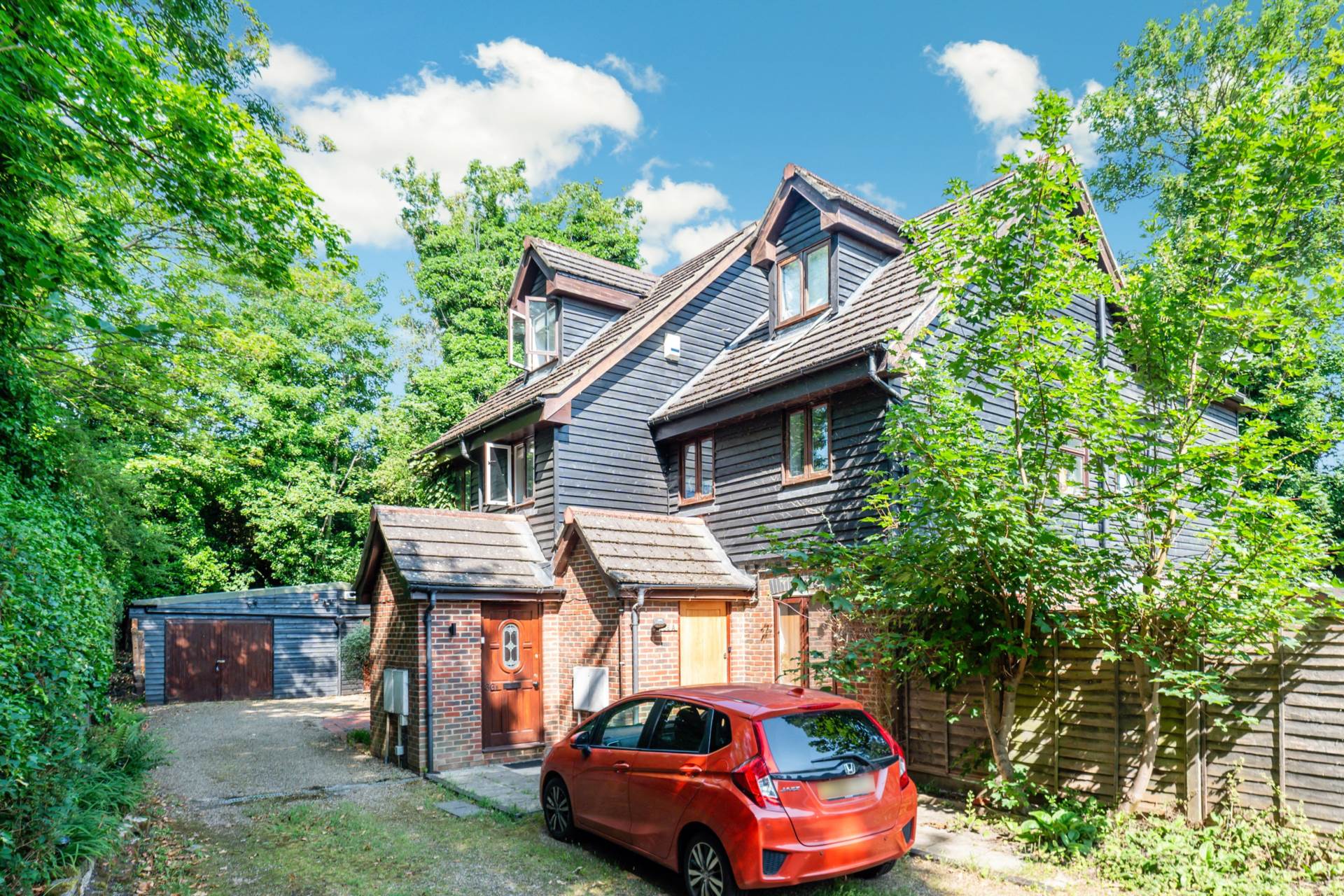 Additional Property Image 4 bedroom Detached to rent in Epsom 15