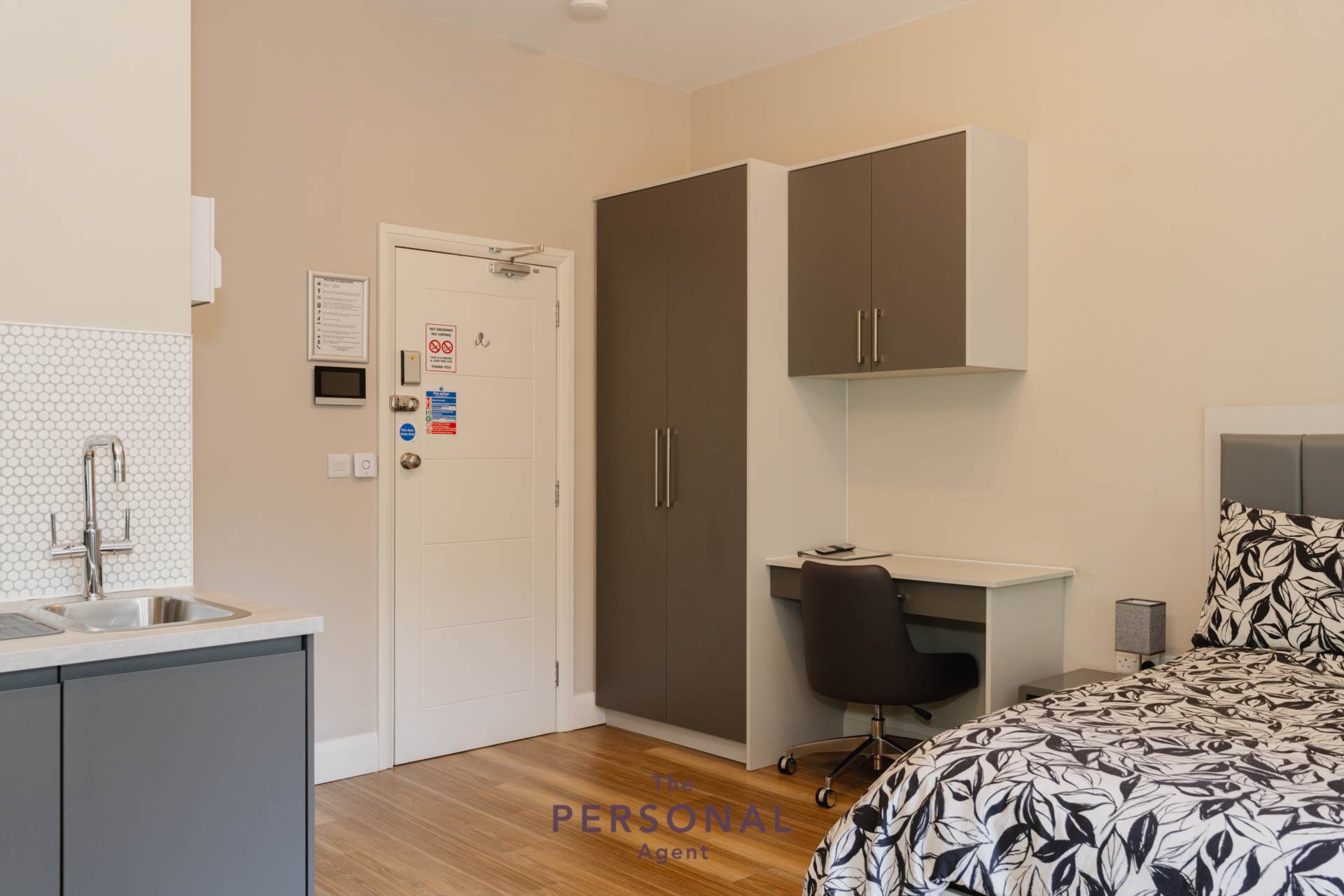 Additional Property Image 1 bedroom Studio to rent in Epsom 3