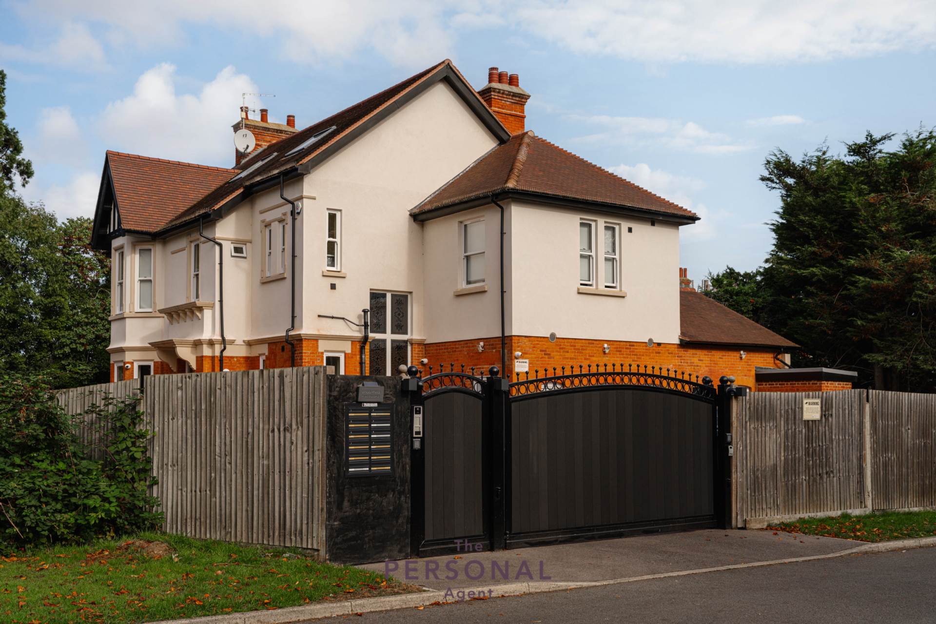 Additional Property Image 1 bedroom Studio to rent in Epsom 11