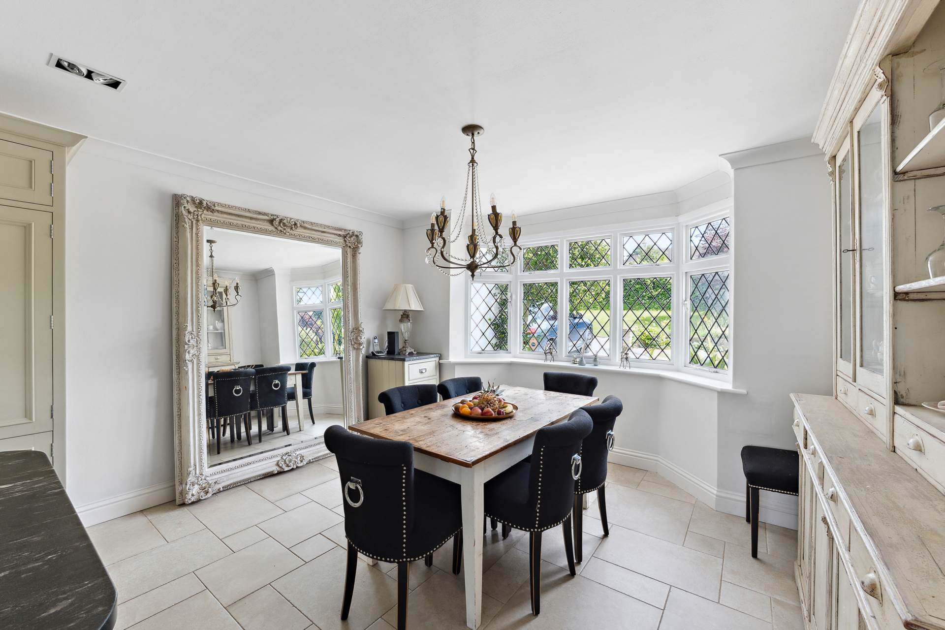 Additional Property Image 4 bedroom Detached to rent in Epsom 9